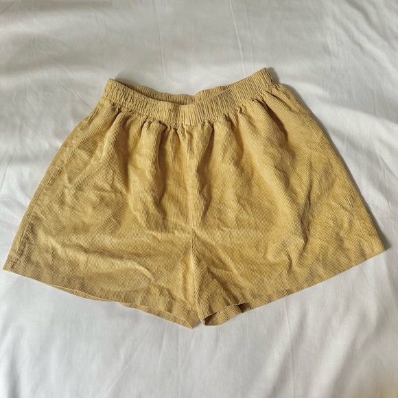 Urban Outfitters Shorts - Picture 1 of 2